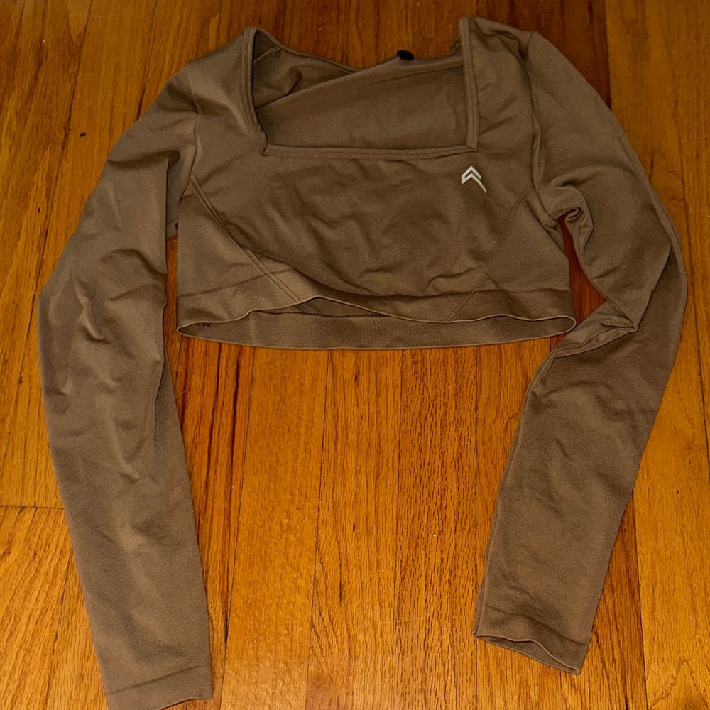 Effortless Square Neck Crop Long Sleeve Top - Walnut